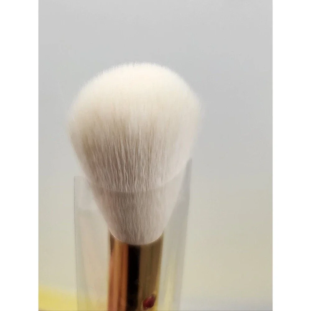 SLMISSGLAM Gingham Face Brush With red gingham handle And crystal embellishment